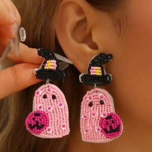 Hot Topic Pink and Black Ghost Earrings